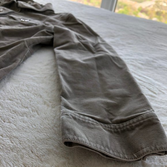 Beautiful Vintage Bass Jacket - Picture 8 of 15